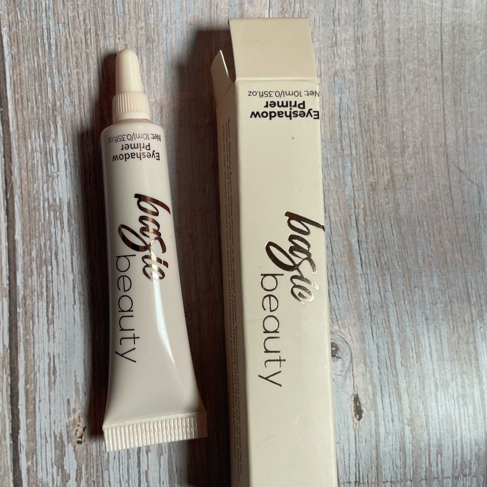 ⭐️5 for $25⭐️ Basic Beauty Eyeshadow Primer